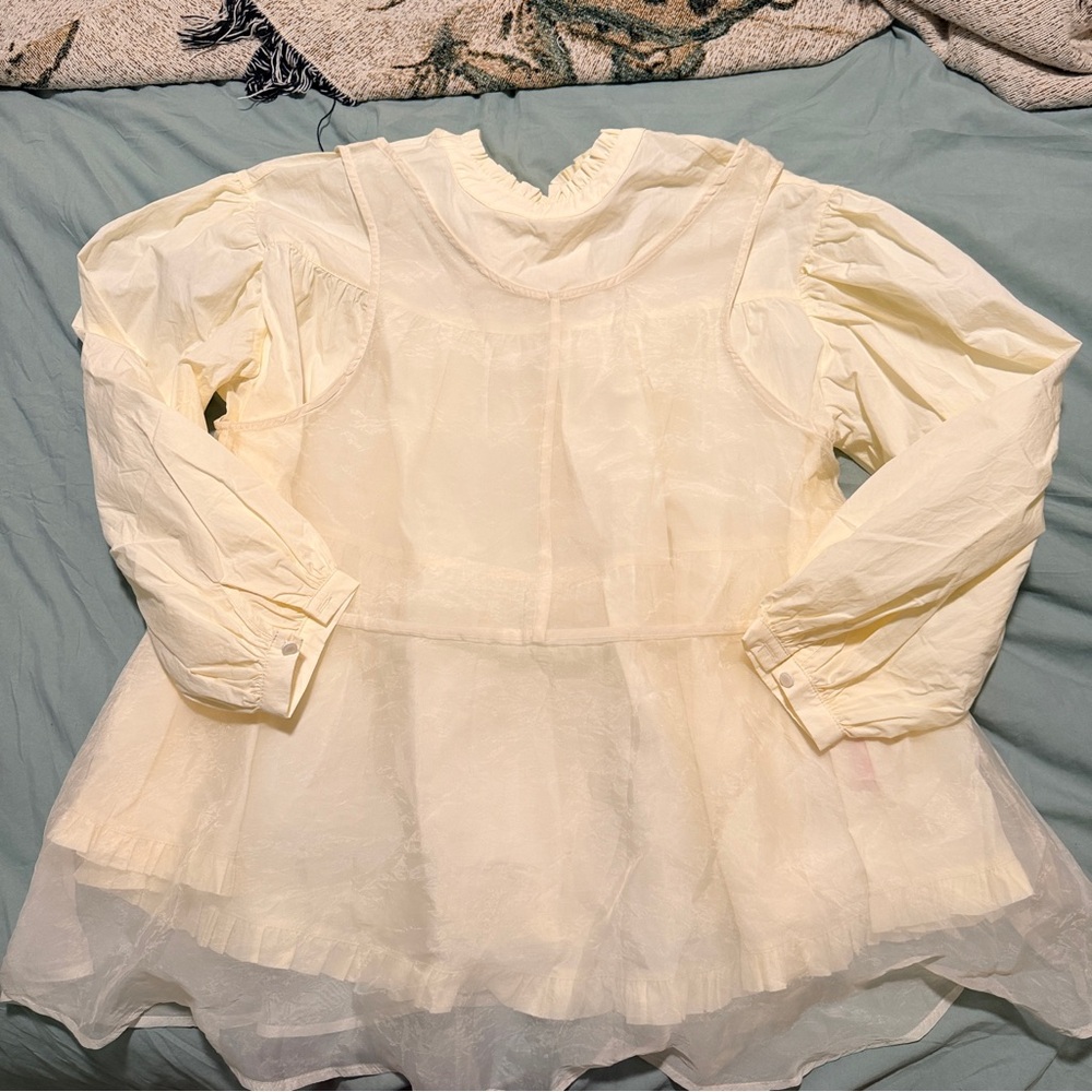 Jerry Hall (?) Cream Blouse with Ruffled Neckline